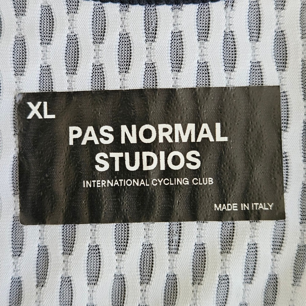 Pas Normal Studios Mechanism Bib Shorts Men XL Black Padded Cycling Italy FLAW - Picture 5 of 16